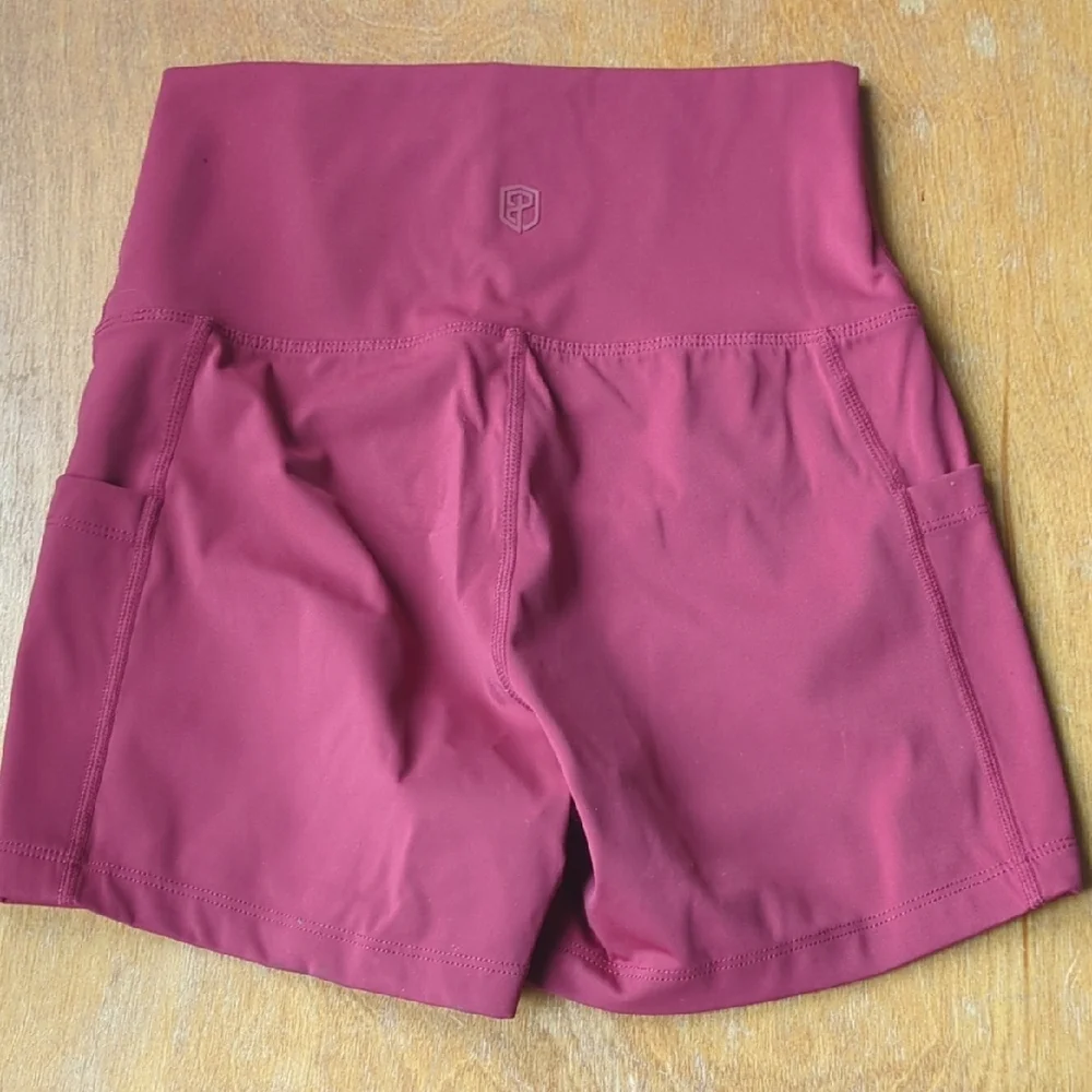 Born Primitive Synergy Short - Picture 3 of 5